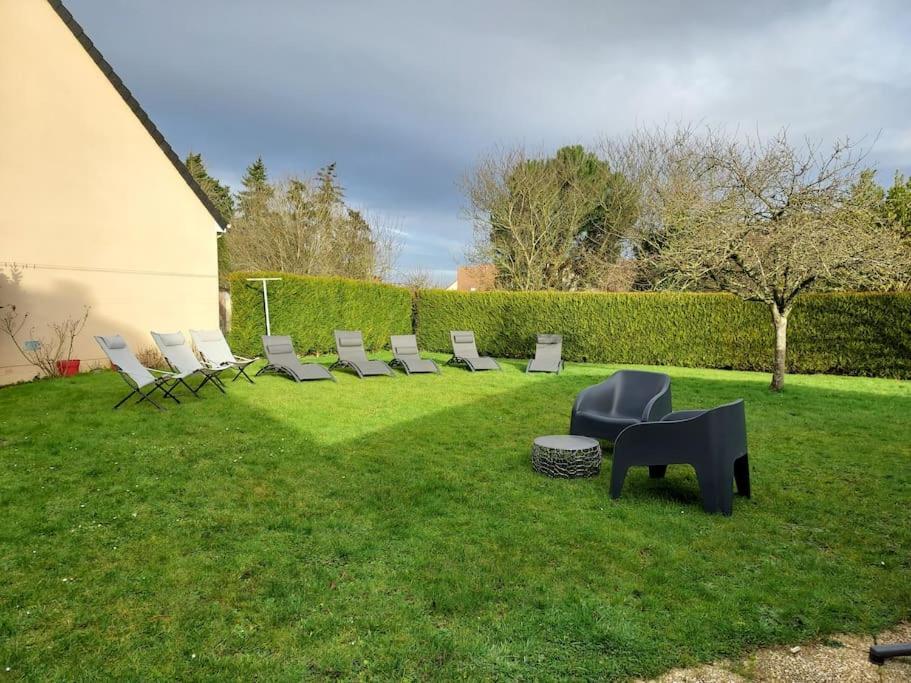 Villa Avec Piscine Chauffee A Moins 1H30 De Paris Saint-Pierre-des-Fleurs Exterior photo